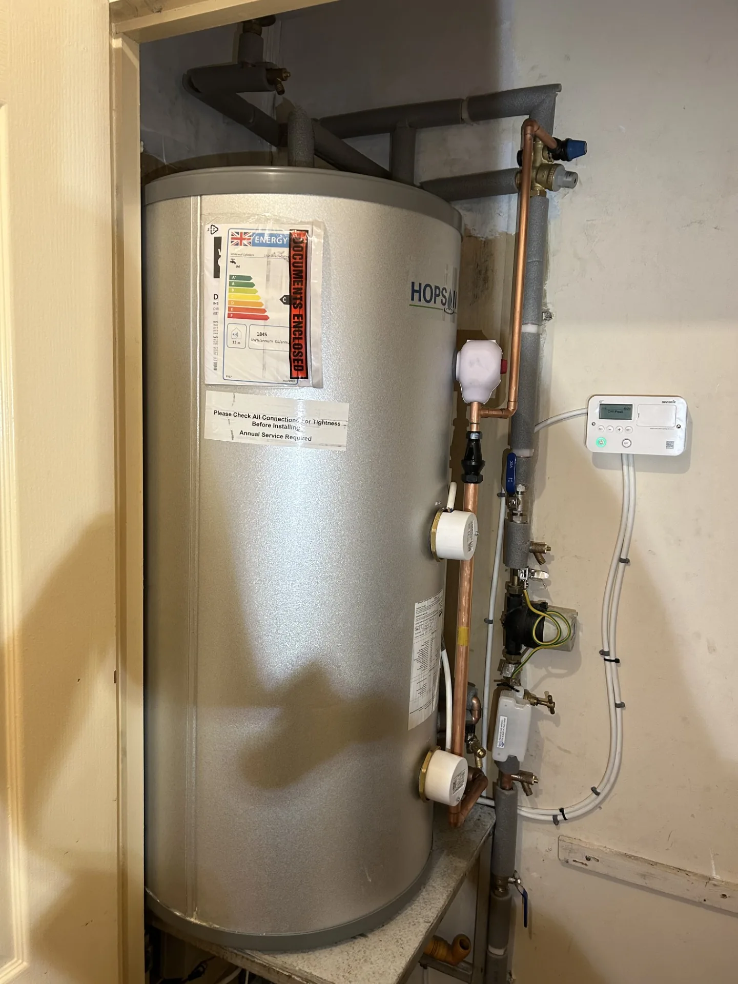 Unvented cylinder safety valves and pipework